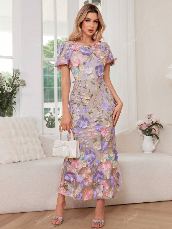 ANTONIA FLORAL EMBROIDERY MIDI DRESS